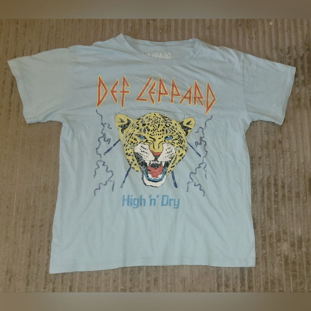 Light Blue Men's Def Leppard Graphic T-Shirt